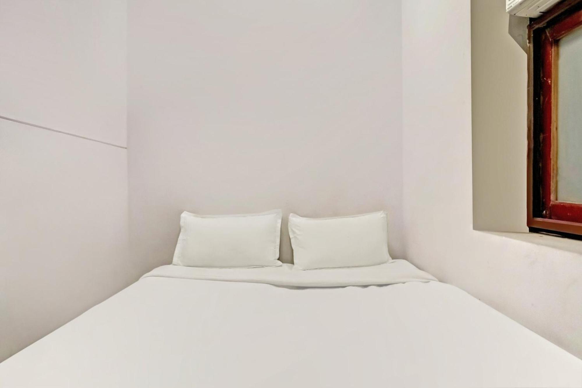 Hotel O North Campus Нью-Дели Экстерьер фото